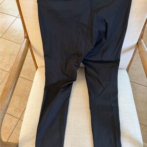 Ingrid & Isabel maternity pants size M